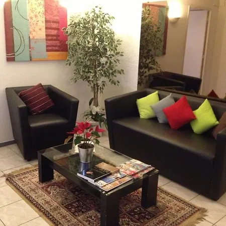 Hotell Le Sud Juan-les-Pins